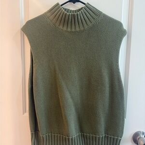Abercrombie & Fitch Olive Green Sleeveless Turtleneck Sweater Vest